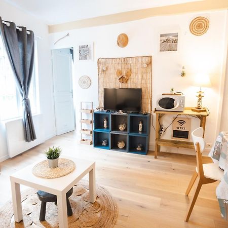 La Villa Au Petit Bonheur Honfleur Exteriör bild