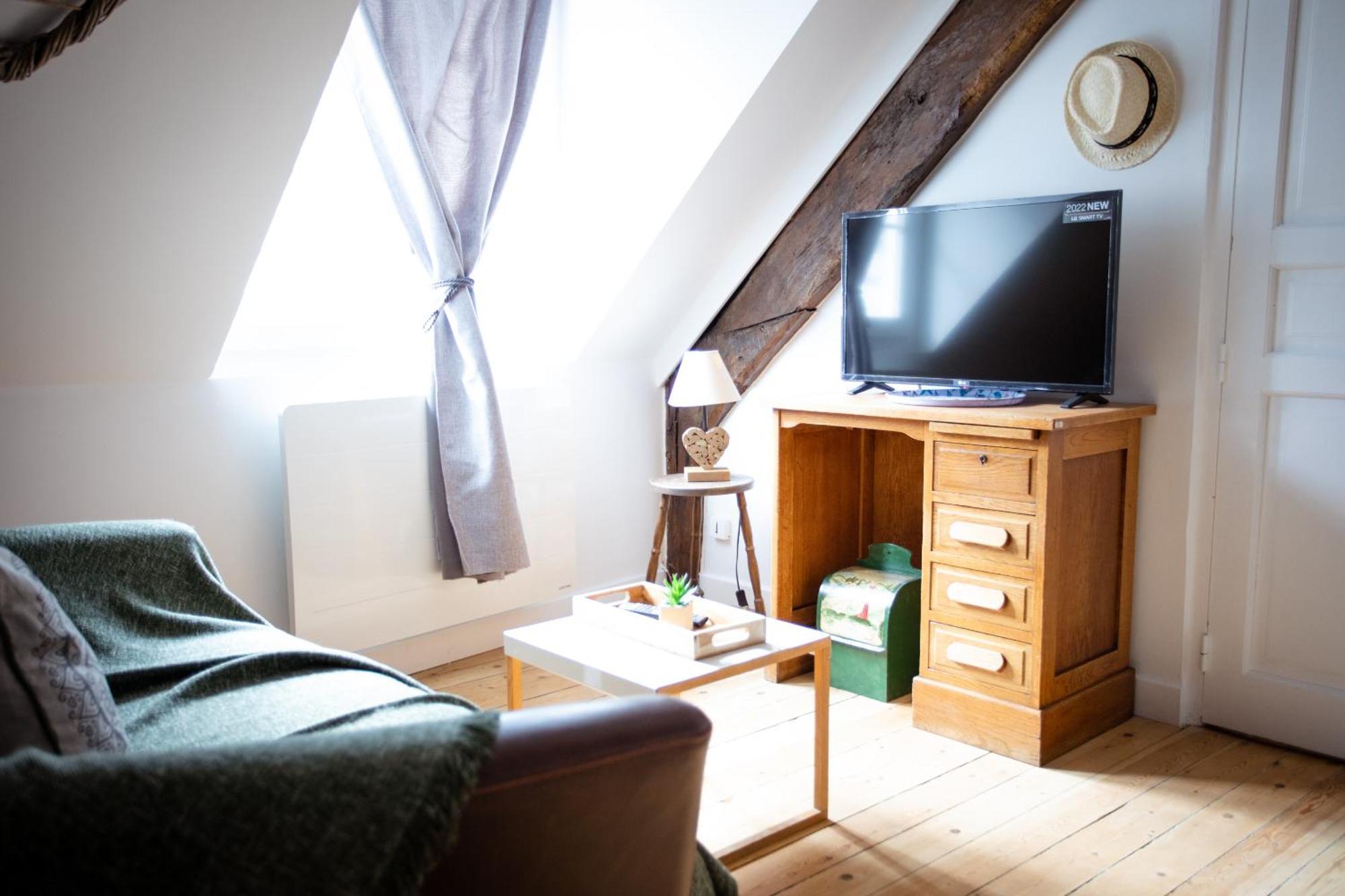 La Villa Au Petit Bonheur Honfleur Exteriör bild