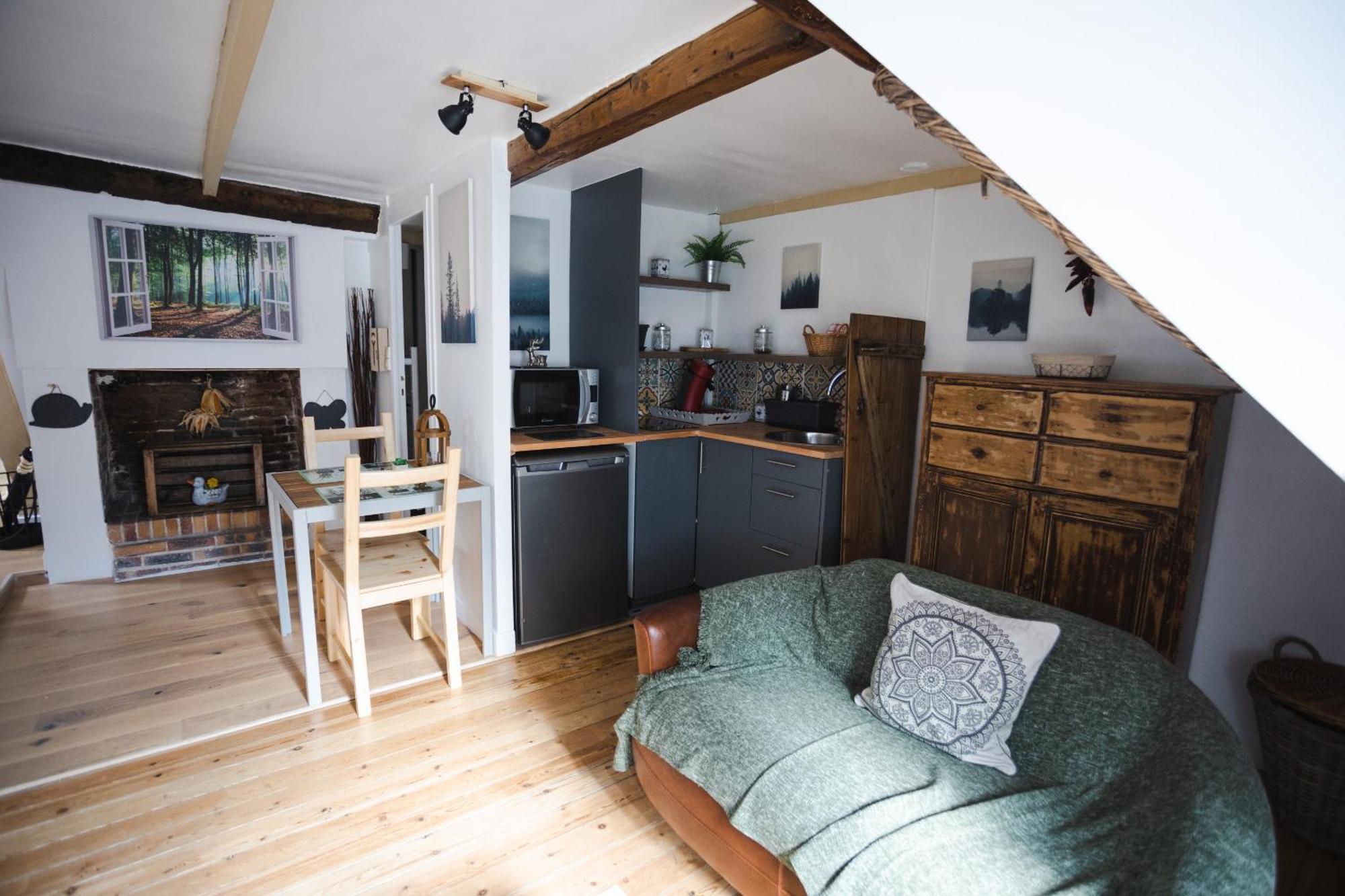 La Villa Au Petit Bonheur Honfleur Exteriör bild